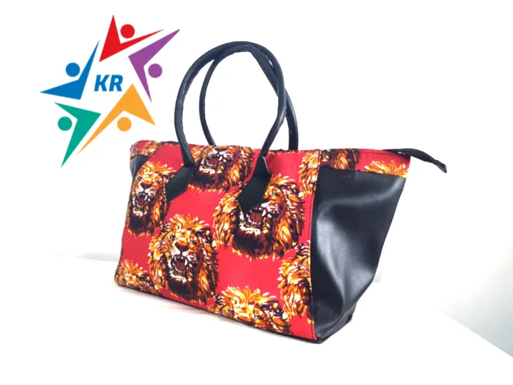 sac trapèze pagne cuir 5.webp