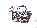 sac trapèze pagne cuir 7.webp